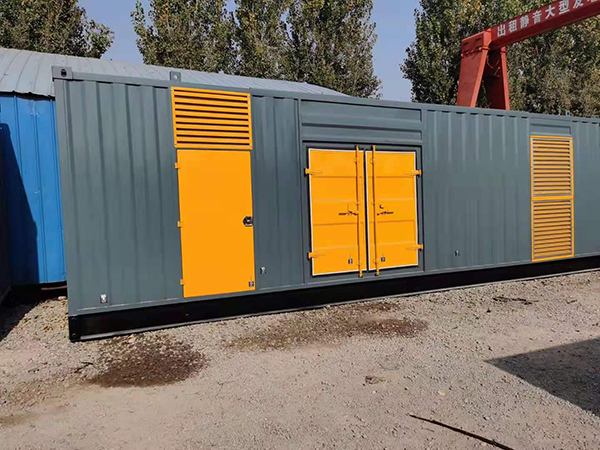 利国镇300kw 柴油发电机组用多大的空气开关？